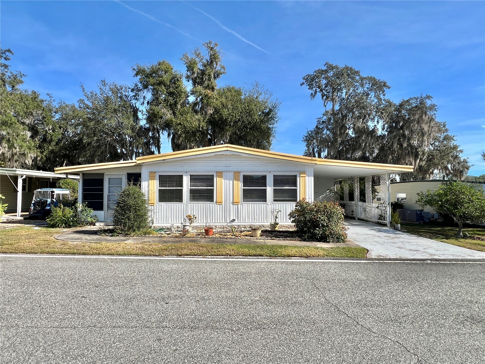 101 IXORA WAY
