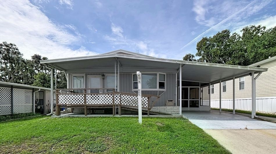 526 CASSANDRA LANE