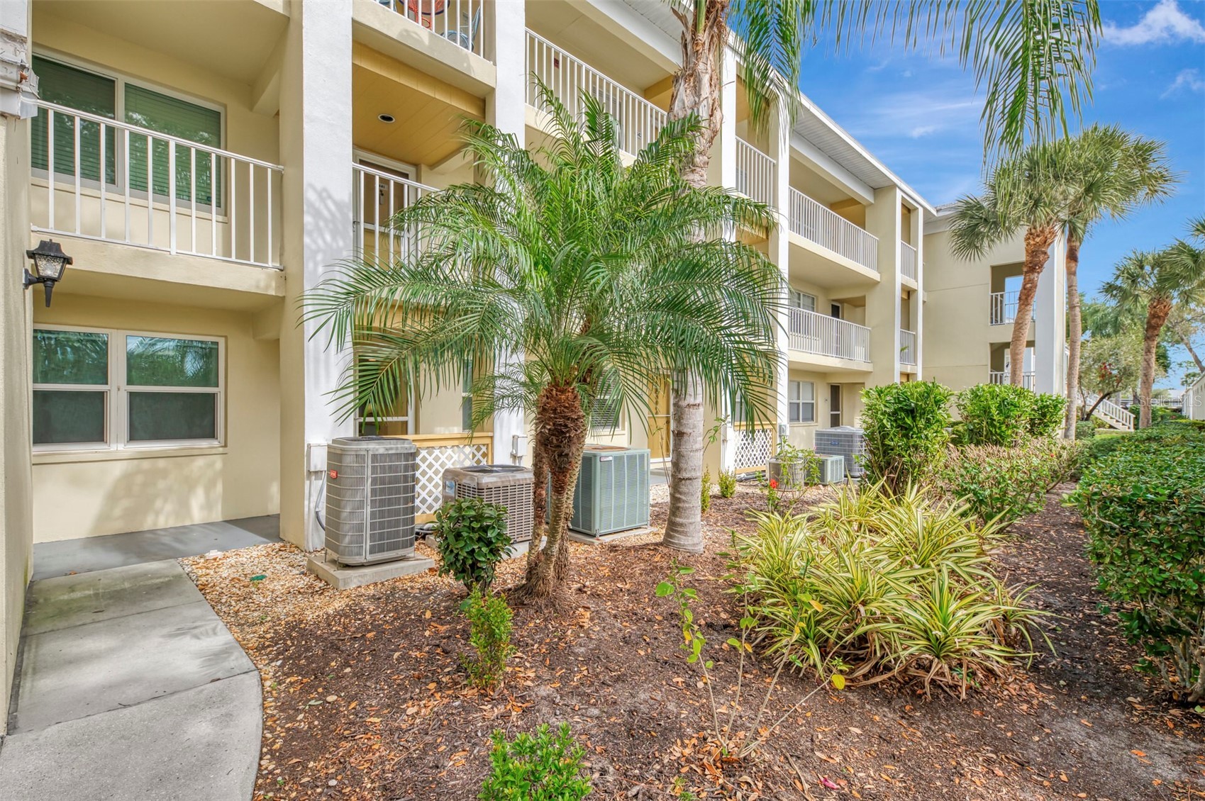 433 CERROMAR LANE 341