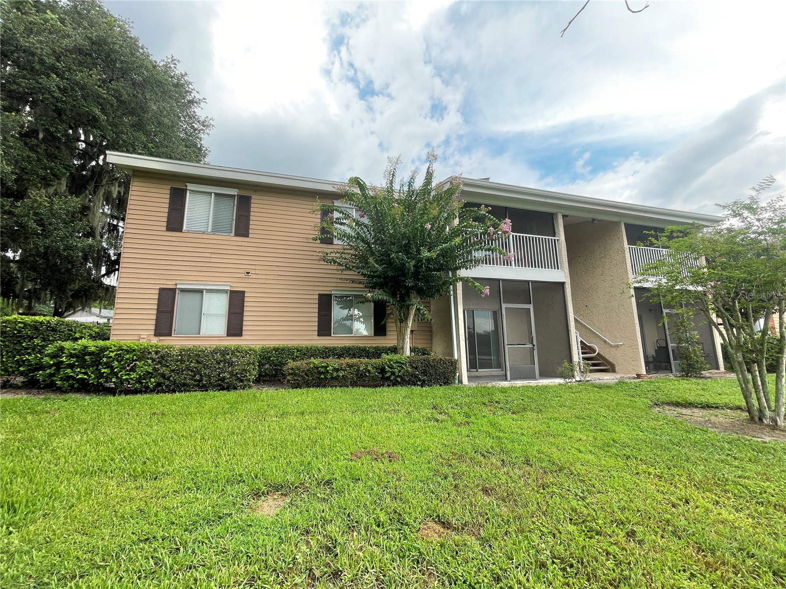 145 N PEARL LAKE CAUSEWAY 112