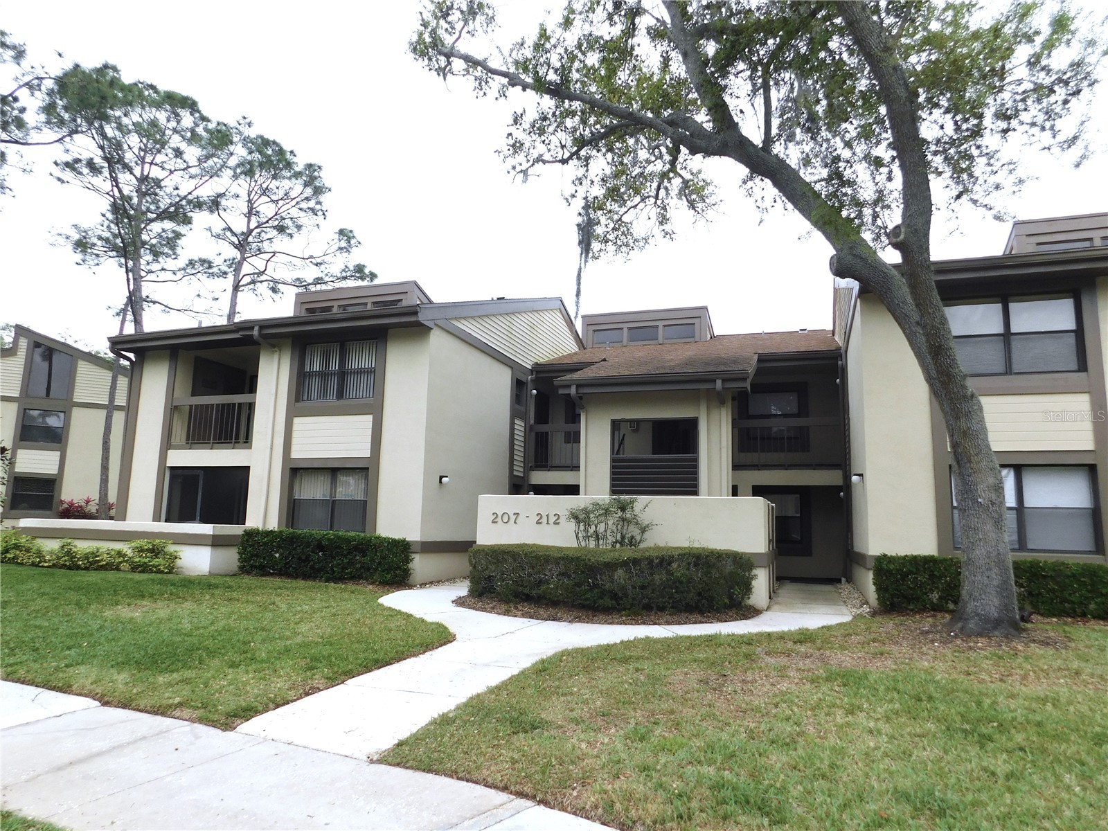 207 WOODLAKE WYNDE 207