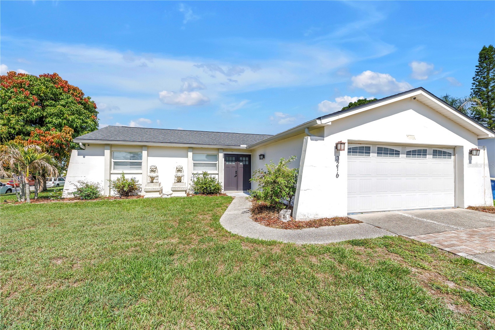 3216 PINE HAVEN DRIVE