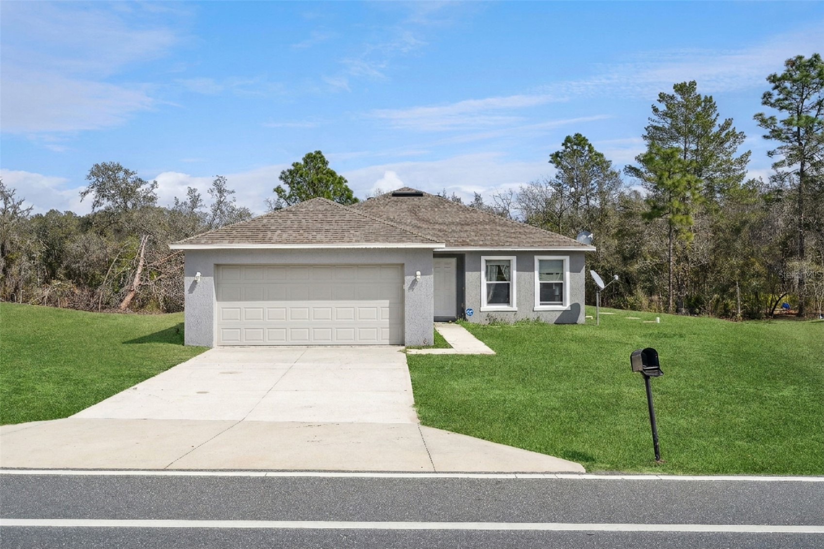 735 MARION OAKS MANOR