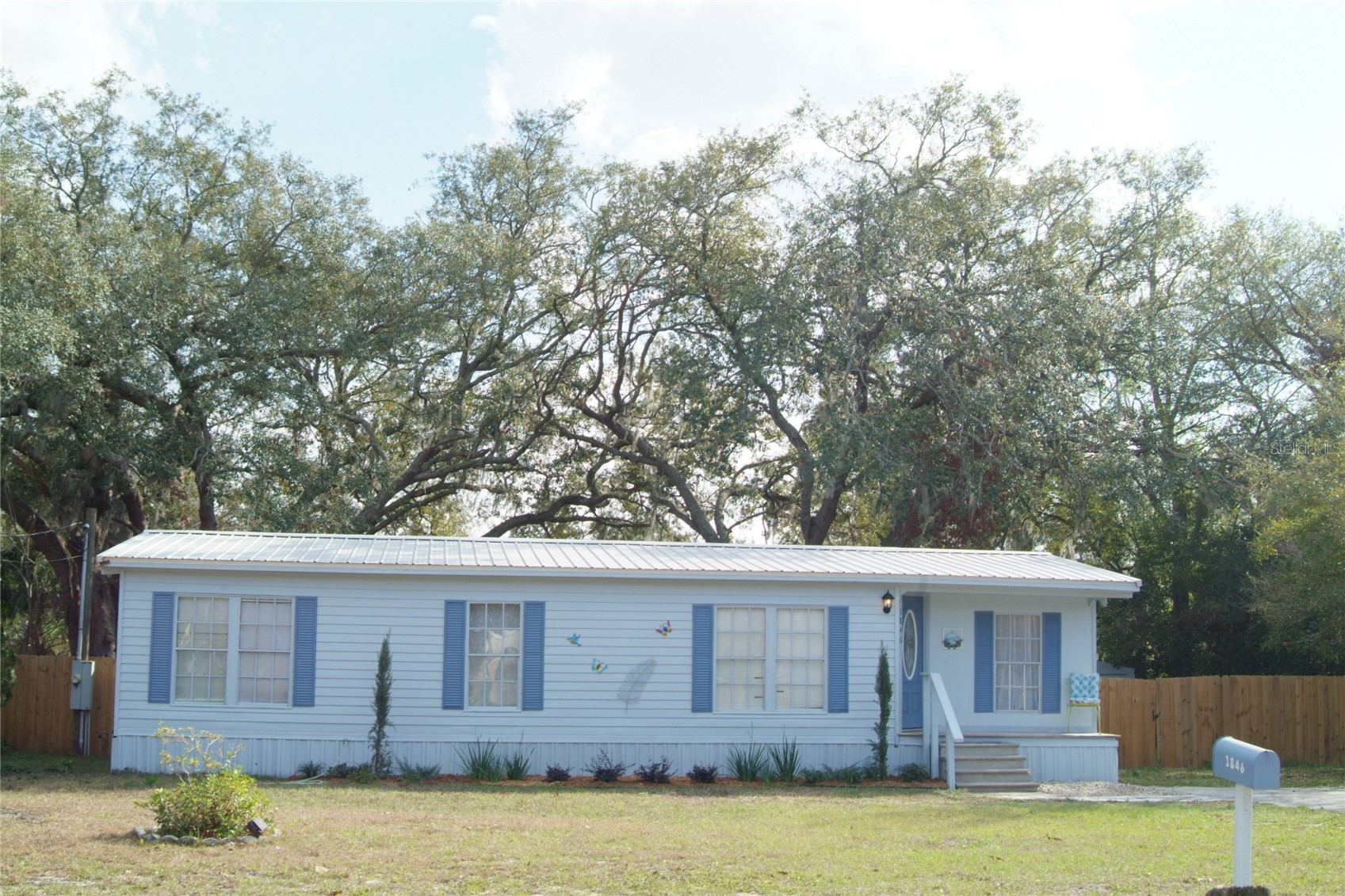 1846 FRUITLAND PARK BOULEVARD