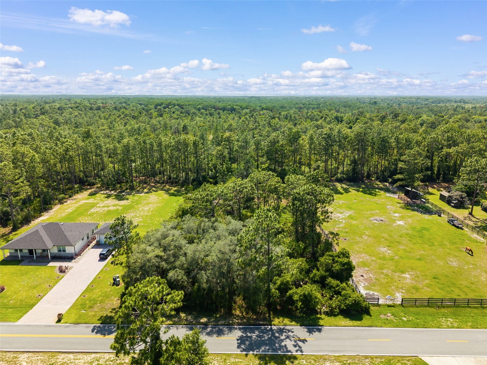 ROYAL TRAILS ROAD