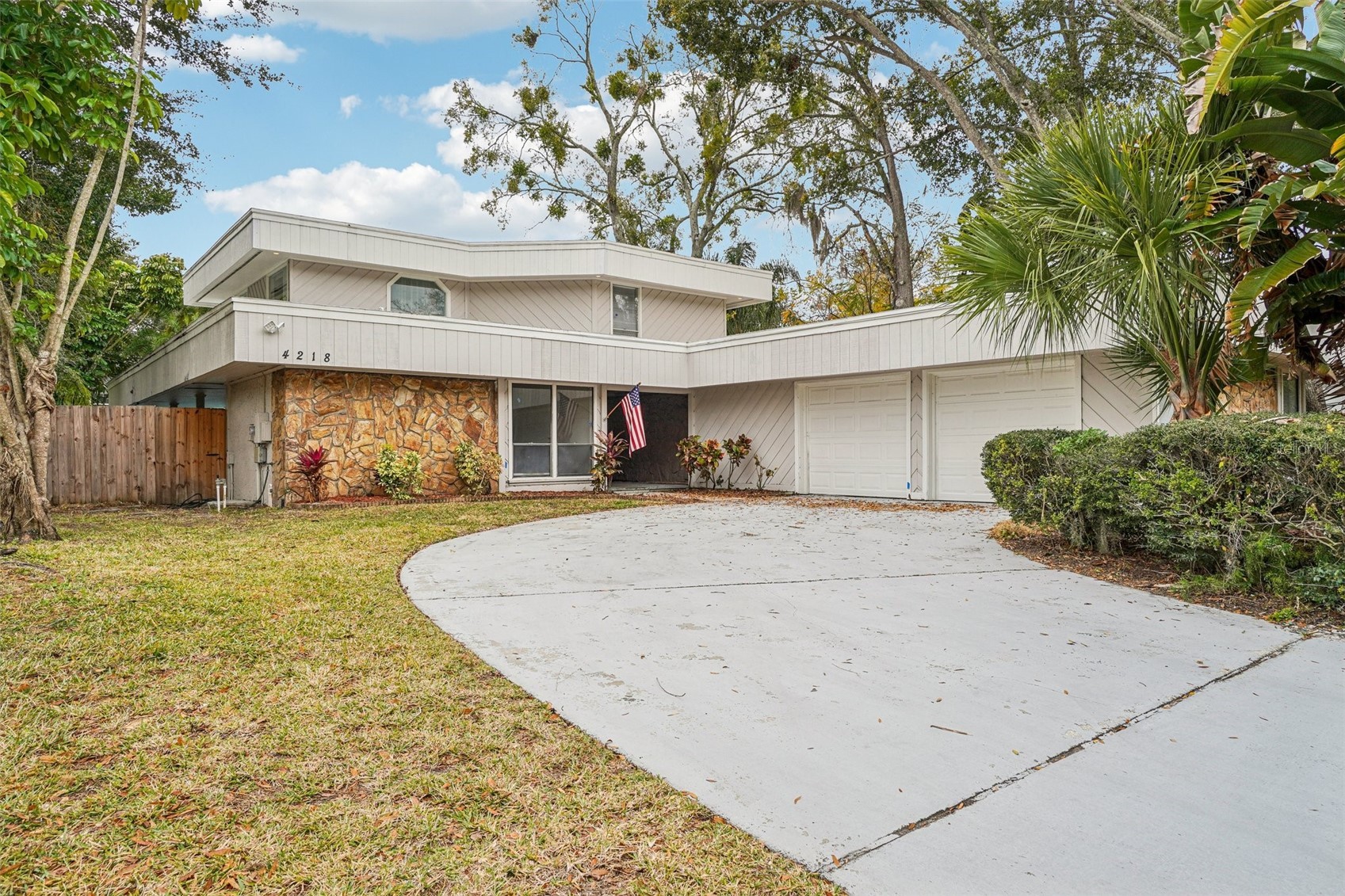 4218 WATER OAKS LANE