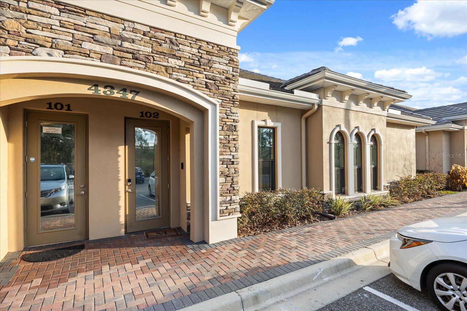 4347 HUNTERS PARK LANE 102