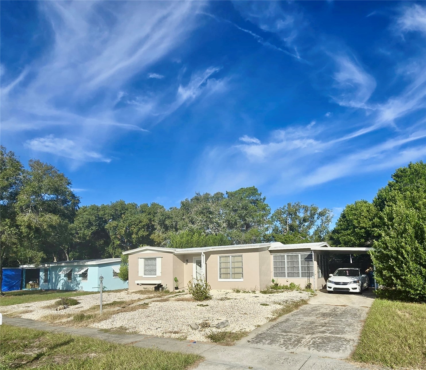 589 SWALLOW LANE