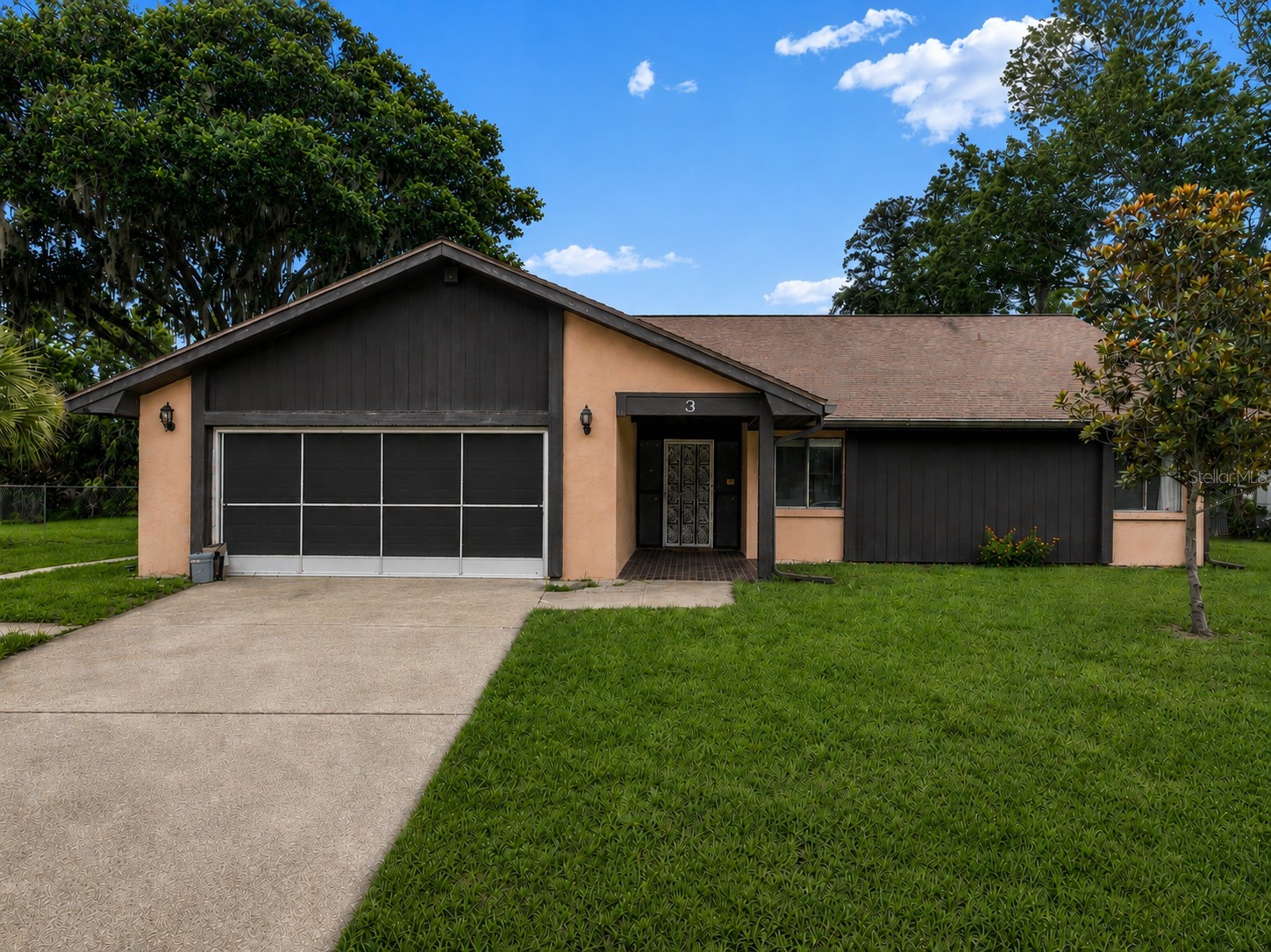 3 BLAKE COURT