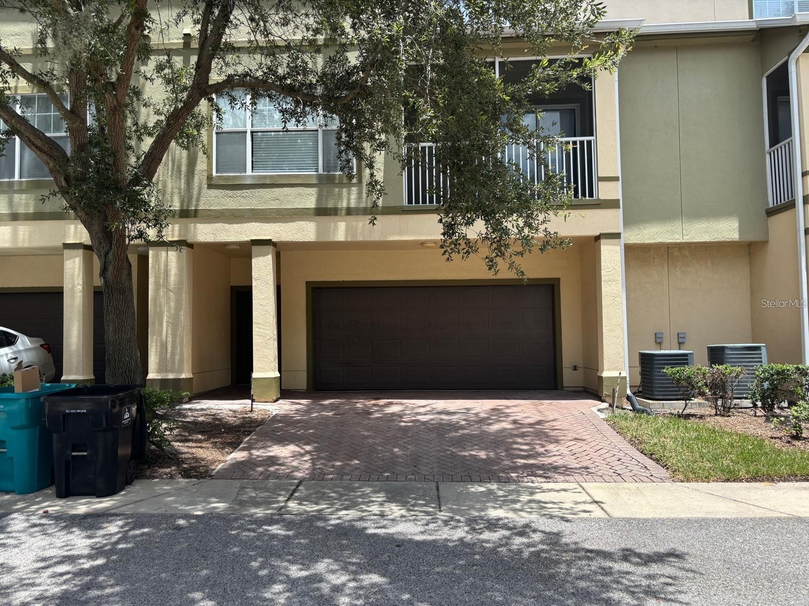 2424 GRAND CENTRAL PARKWAY 17