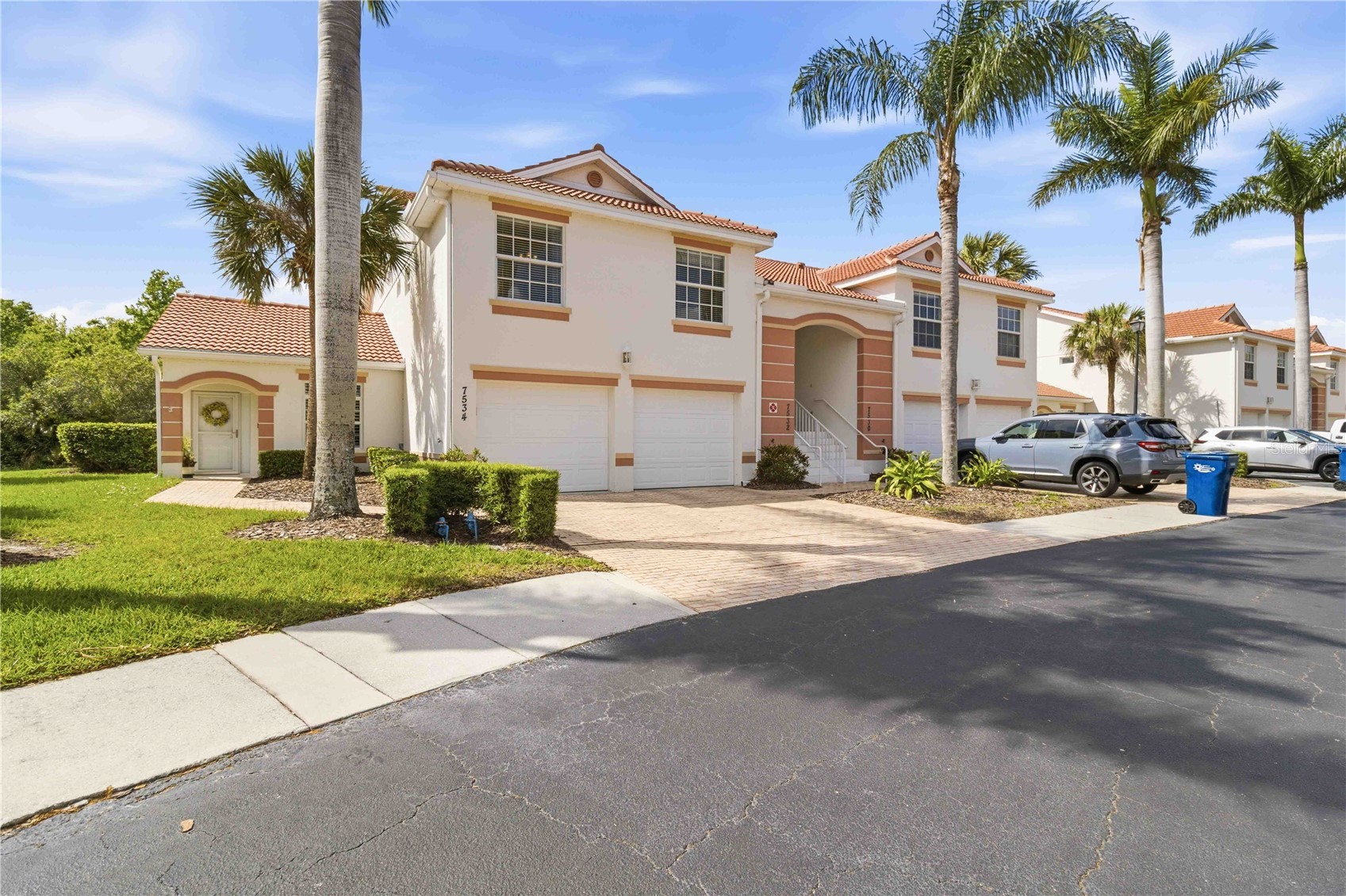 7532 MARSH ORCHID CIRCLE 201