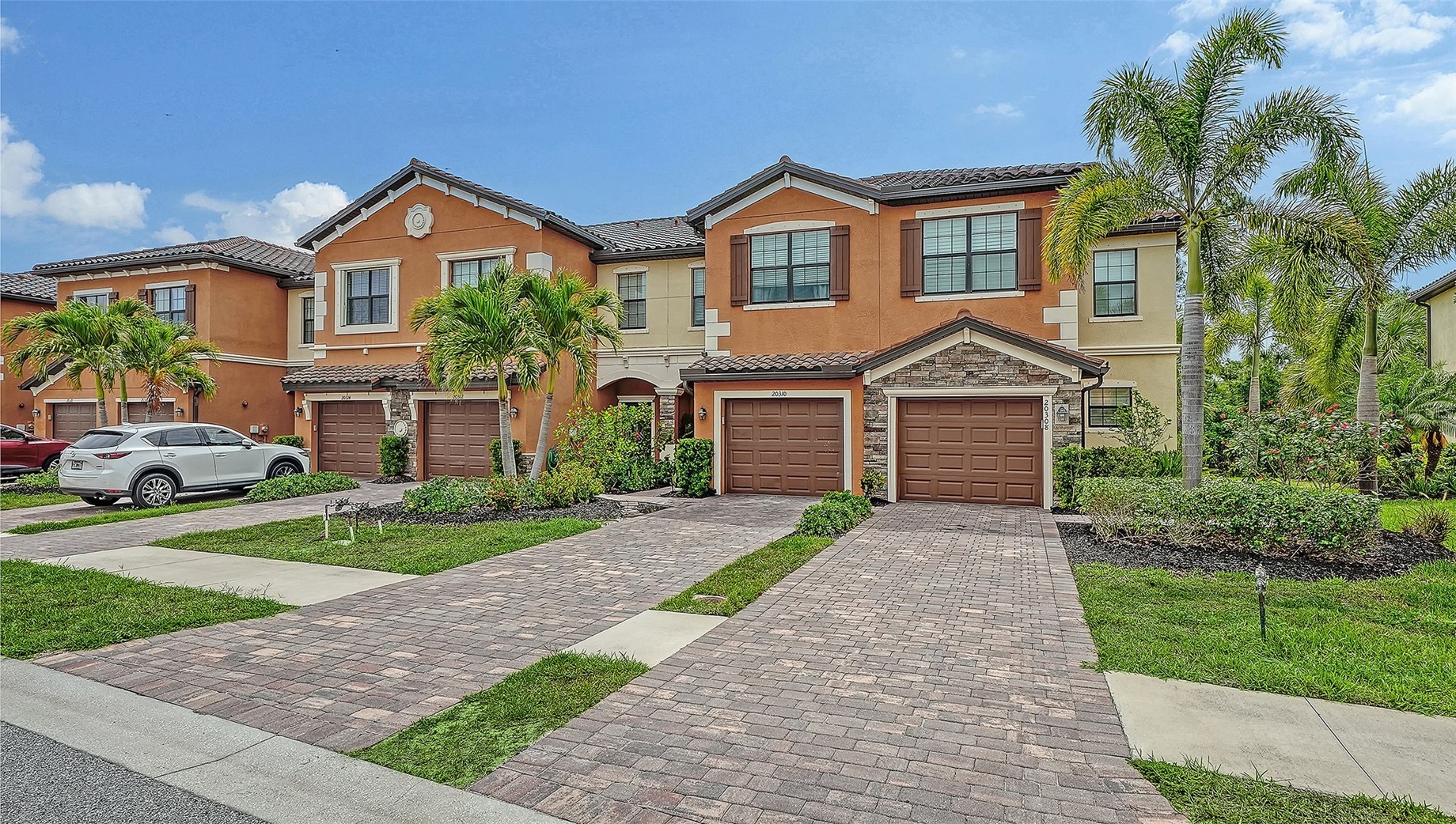 20310 LAGENTE CIRCLE