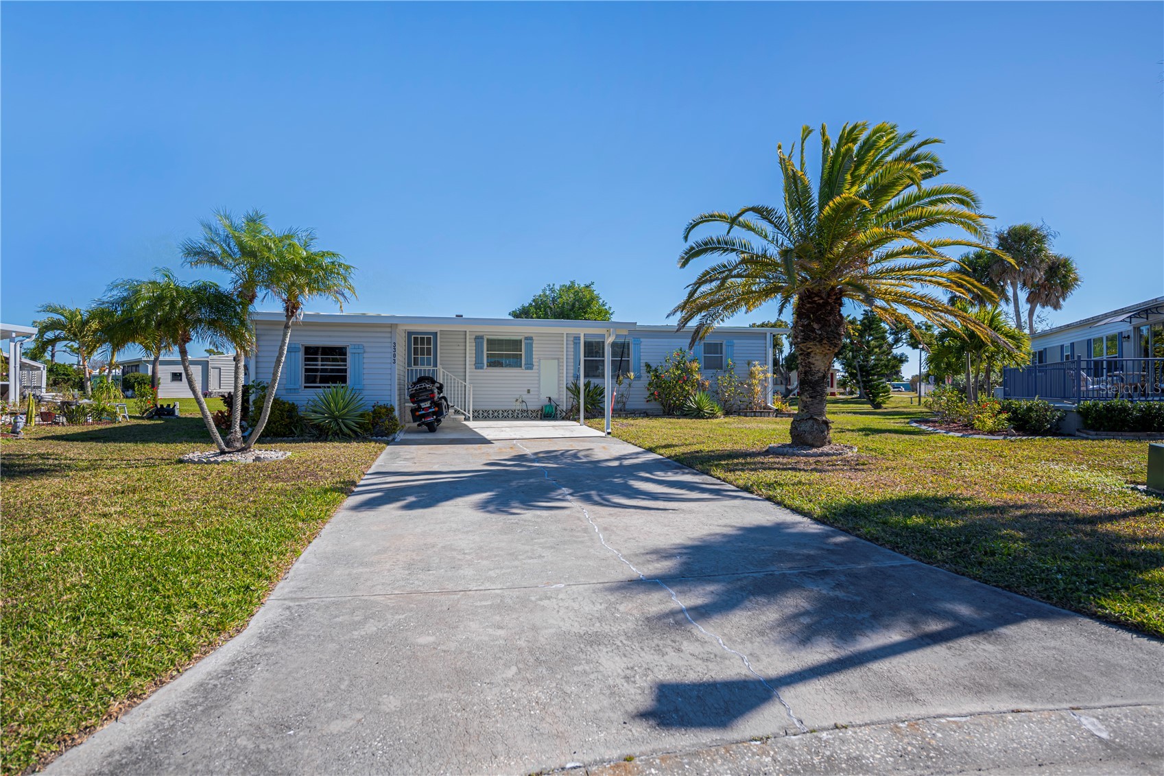 3303 BLUE JAY LANE