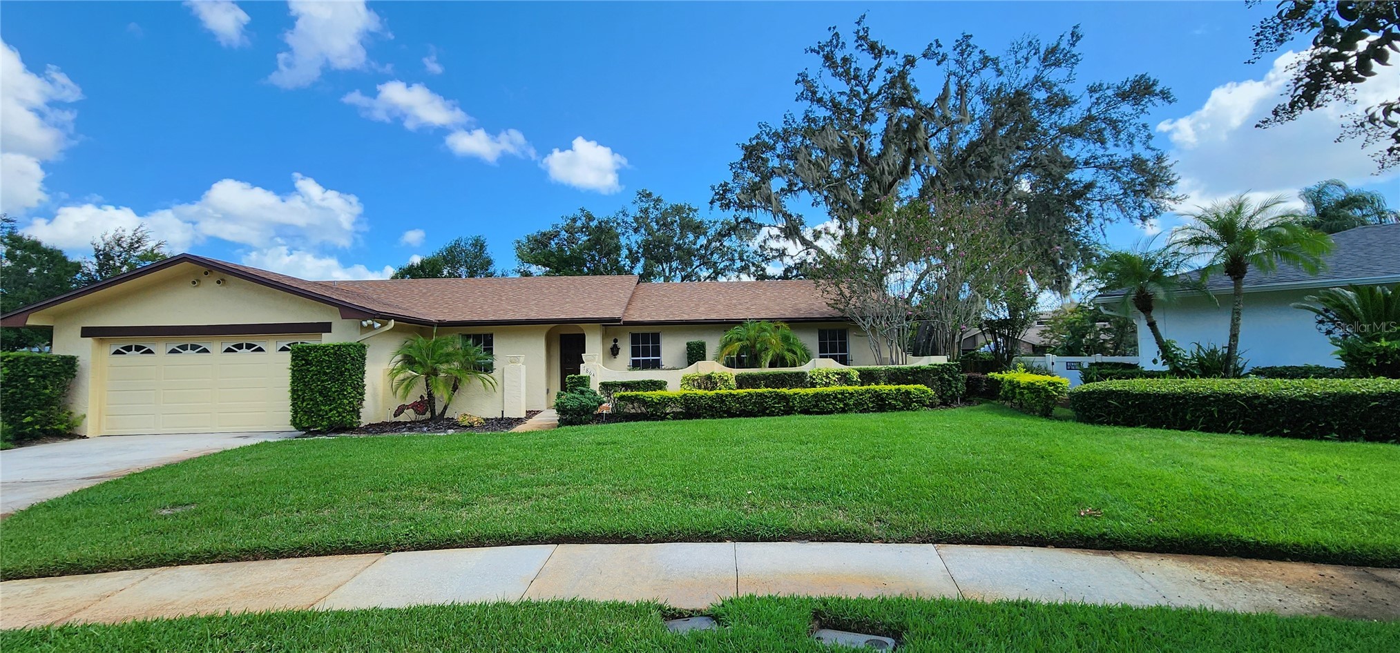 7864 BROKEN ARROW TRAIL