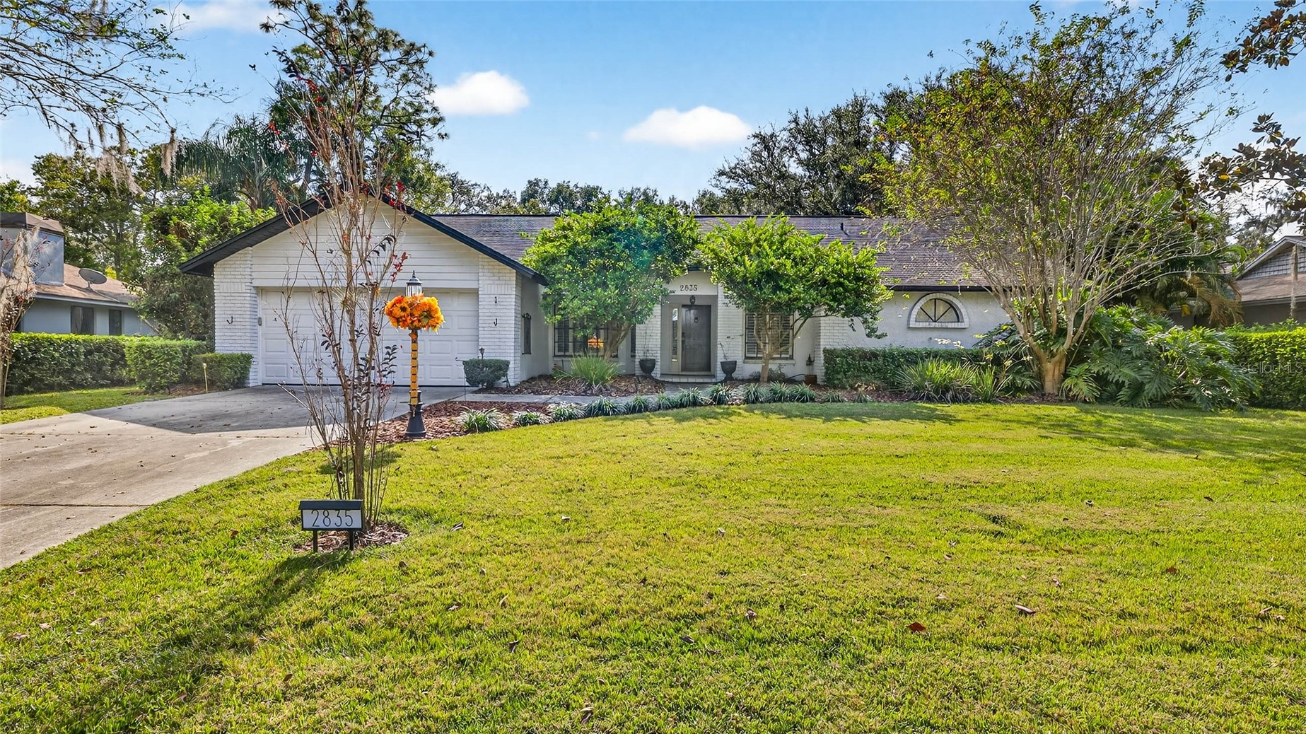 2835 HAMMOCK DRIVE