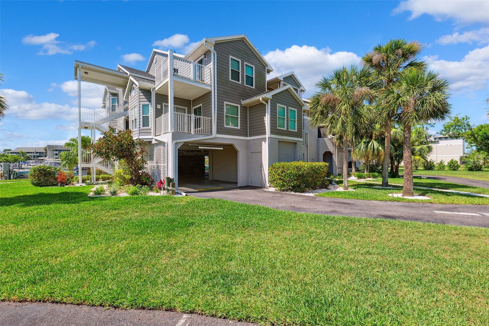 5712 BISCAYNE COURT 103