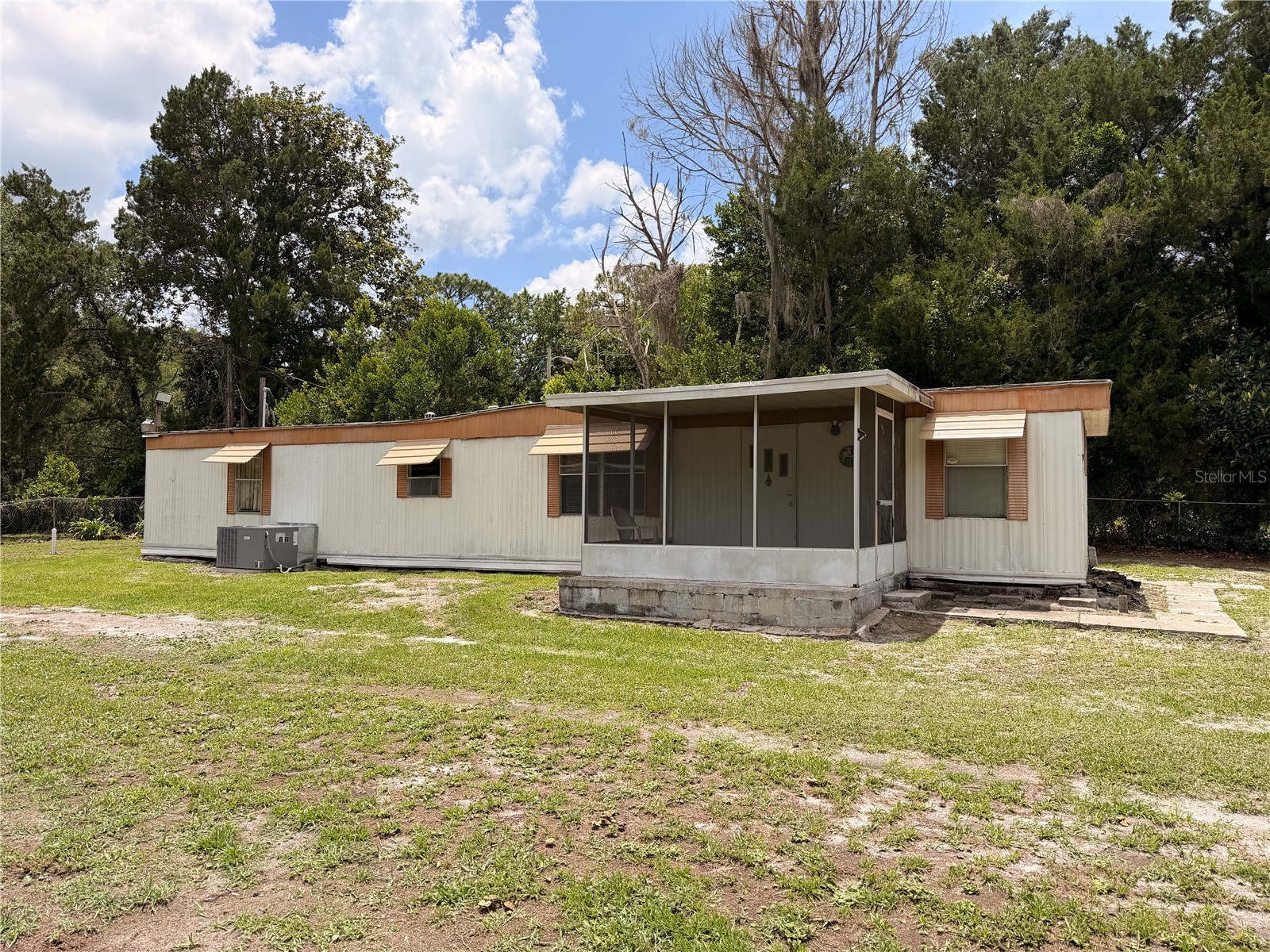 8582 W ADMIRAL BYRD LANE