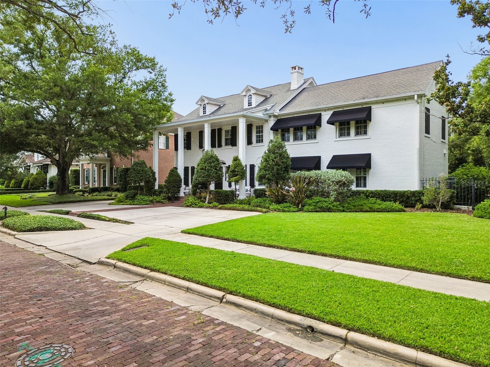 3313 W MULLEN AVENUE