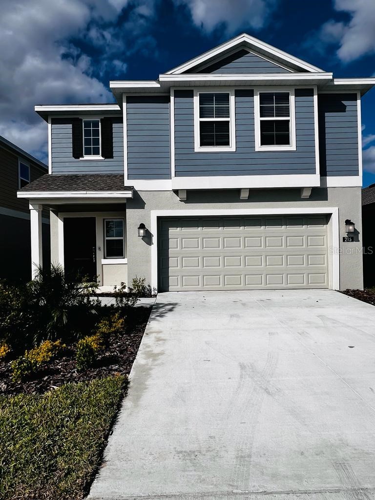 215 AQUA AVENUE