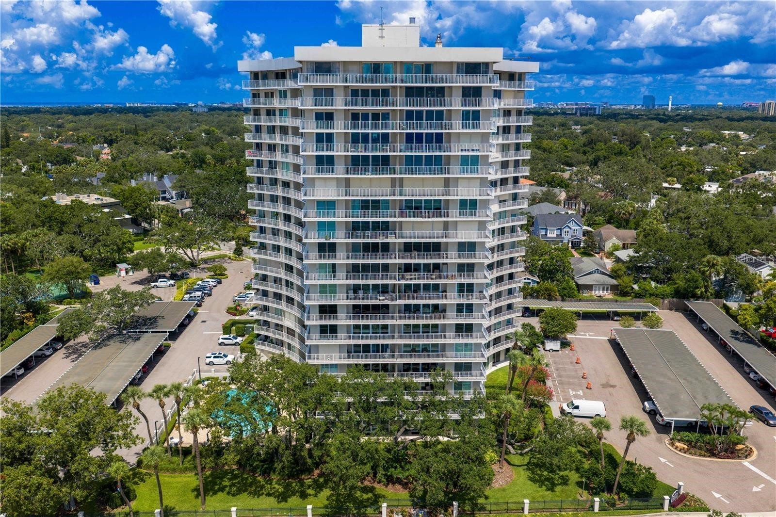 2611 BAYSHORE BOULEVARD 1805