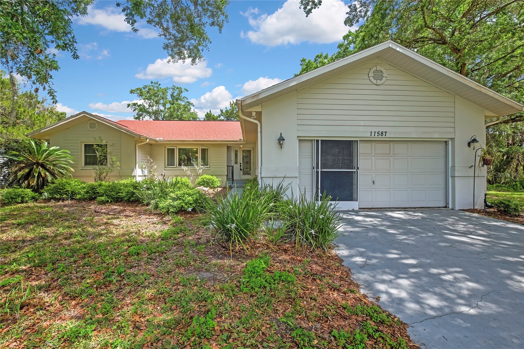 11587 W TIMBERLANE DRIVE