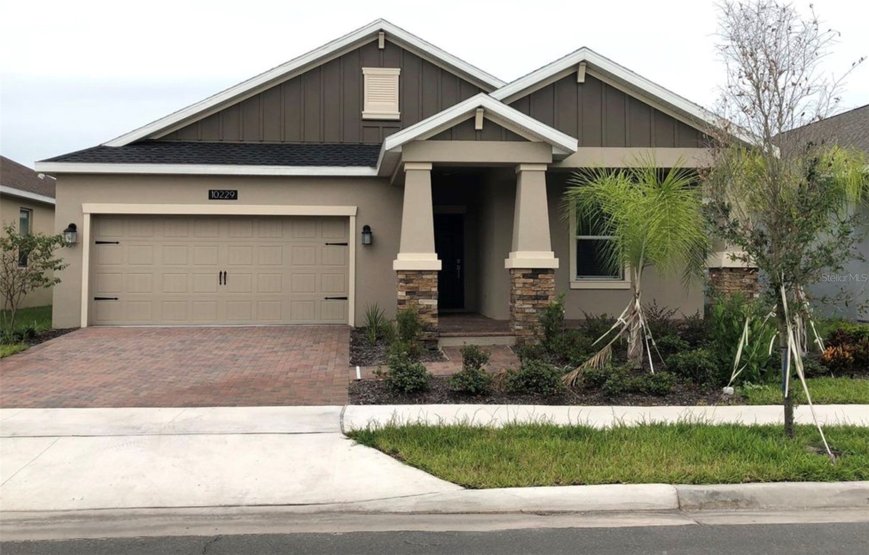 10229 LOVEGRASS LANE
