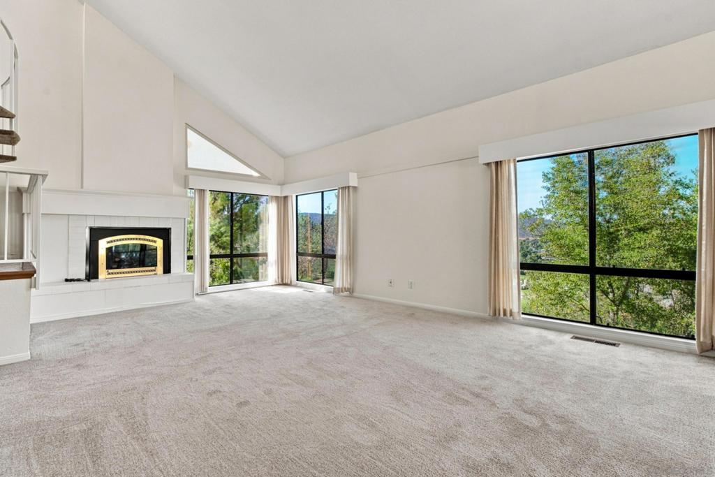 15615 Vista Vicente 6