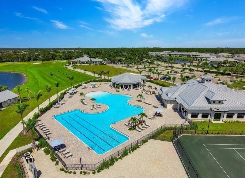 14194 HERITAGE LANDING BOULEVARD 611