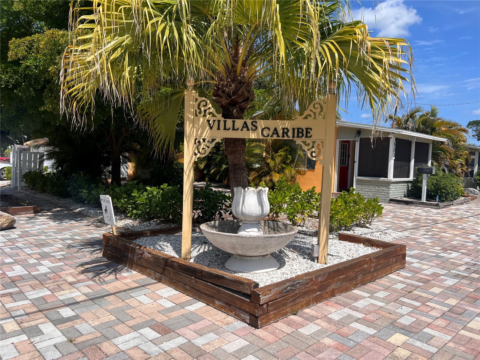 503 N OSPREY AVENUE