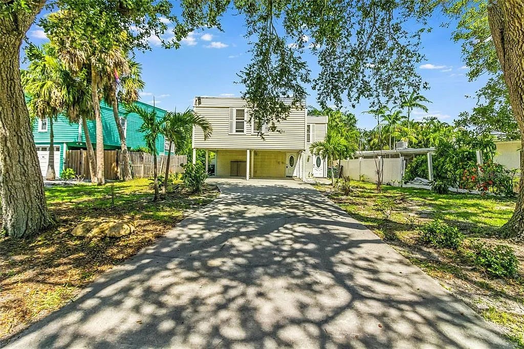 643 CALLE DE PERU