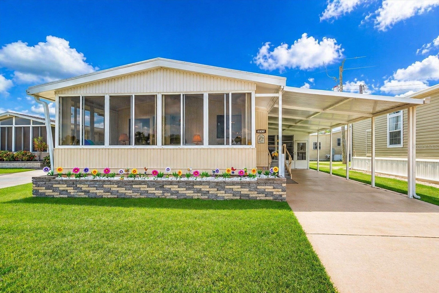 132 LAKEVIEW DRIVE 132