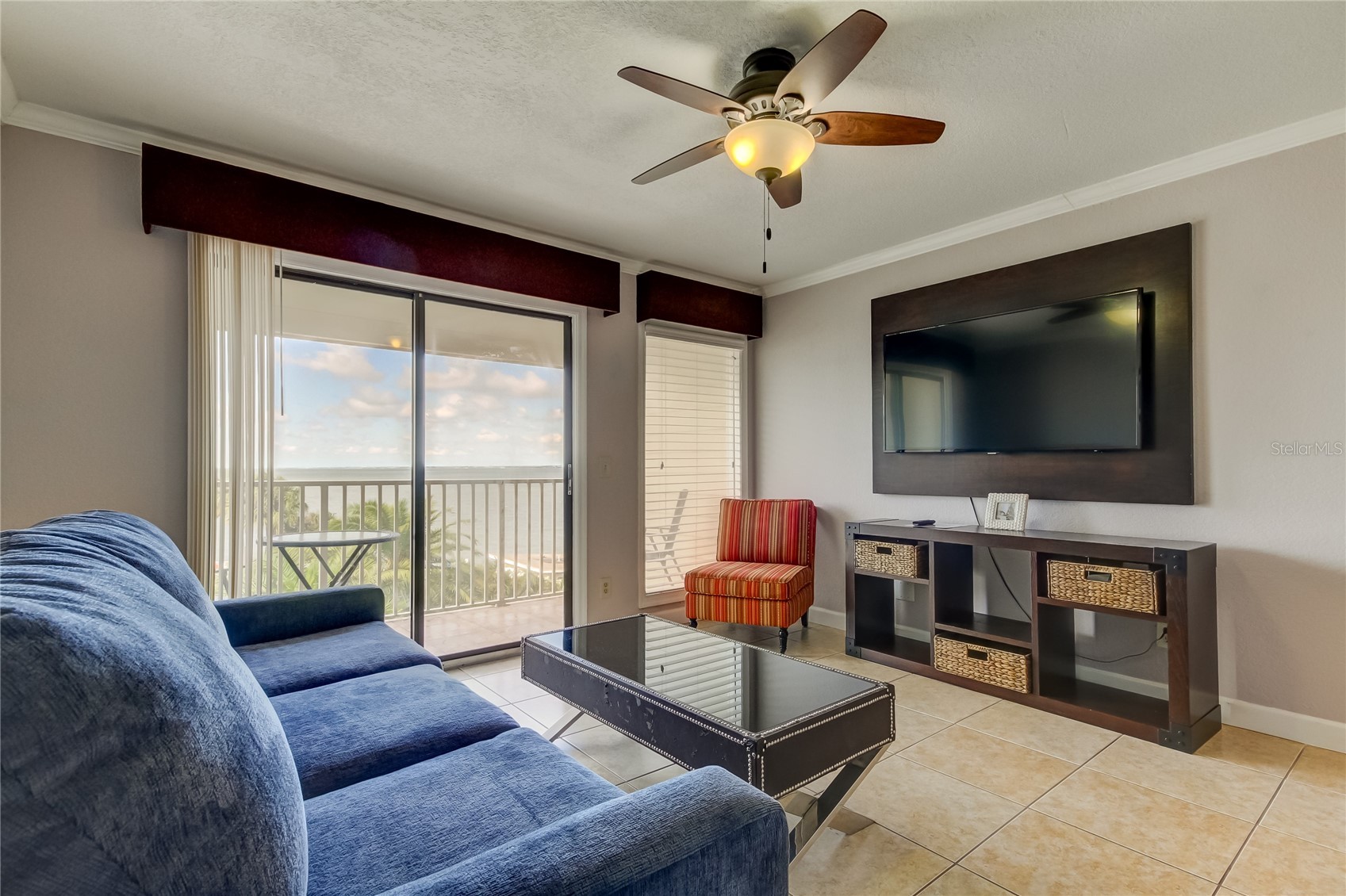 2506 N ROCKY POINT DRIVE 457