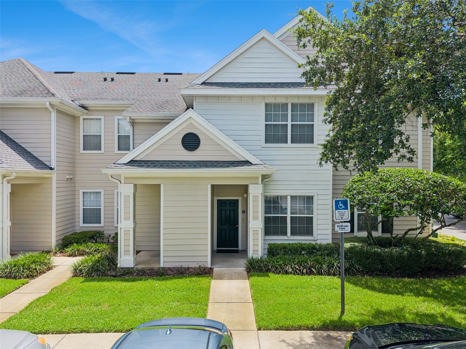 200 SOUTHERN PECAN CIRCLE 104