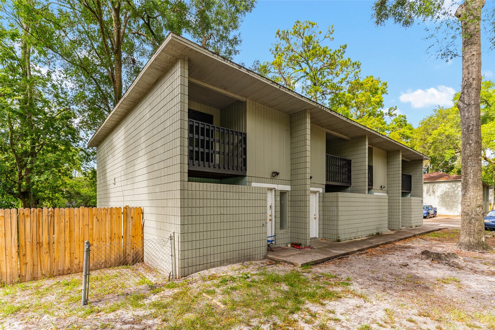 723 SW 69TH STREET