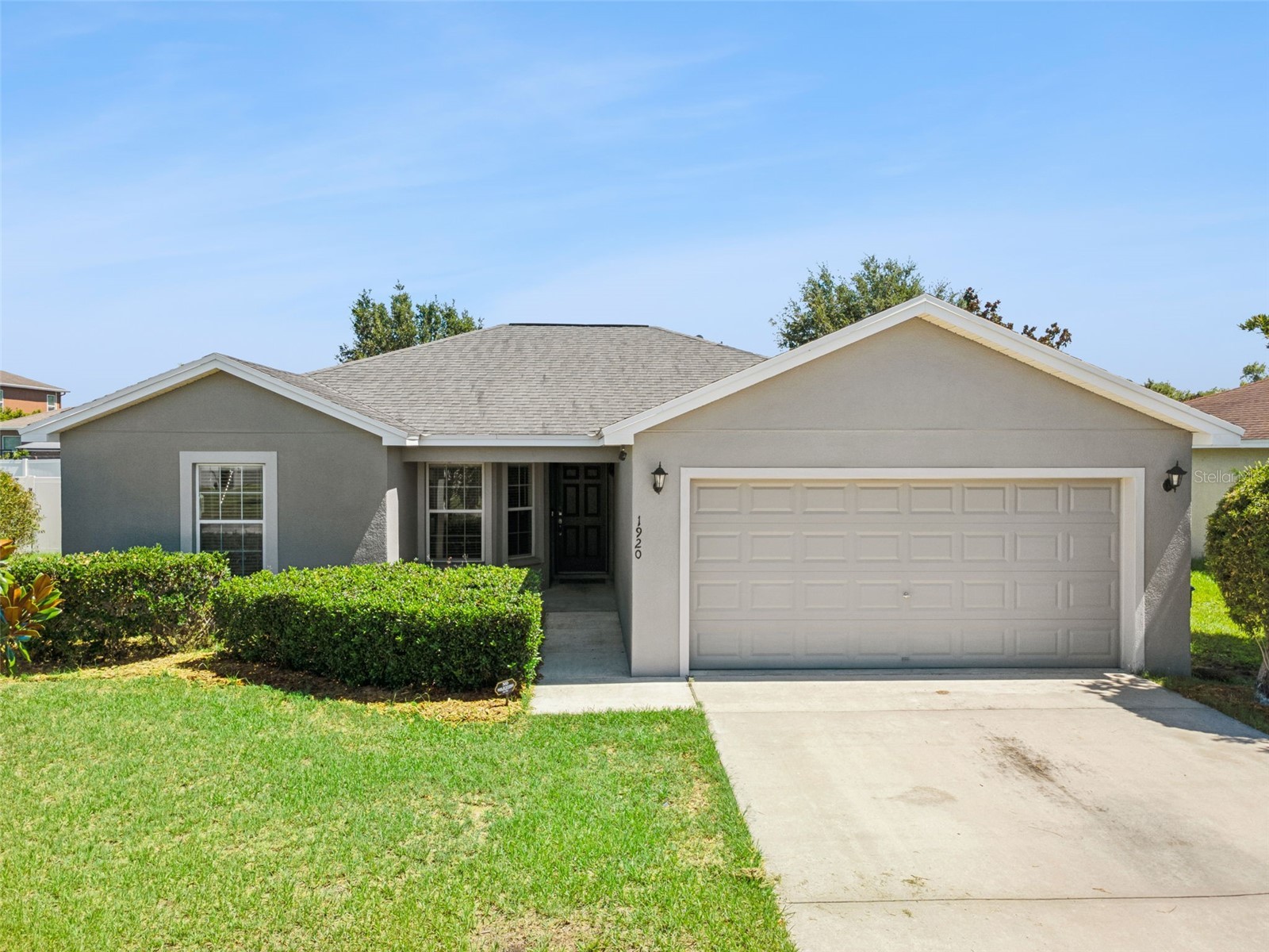 1920 COUNTRY MANOR STREET