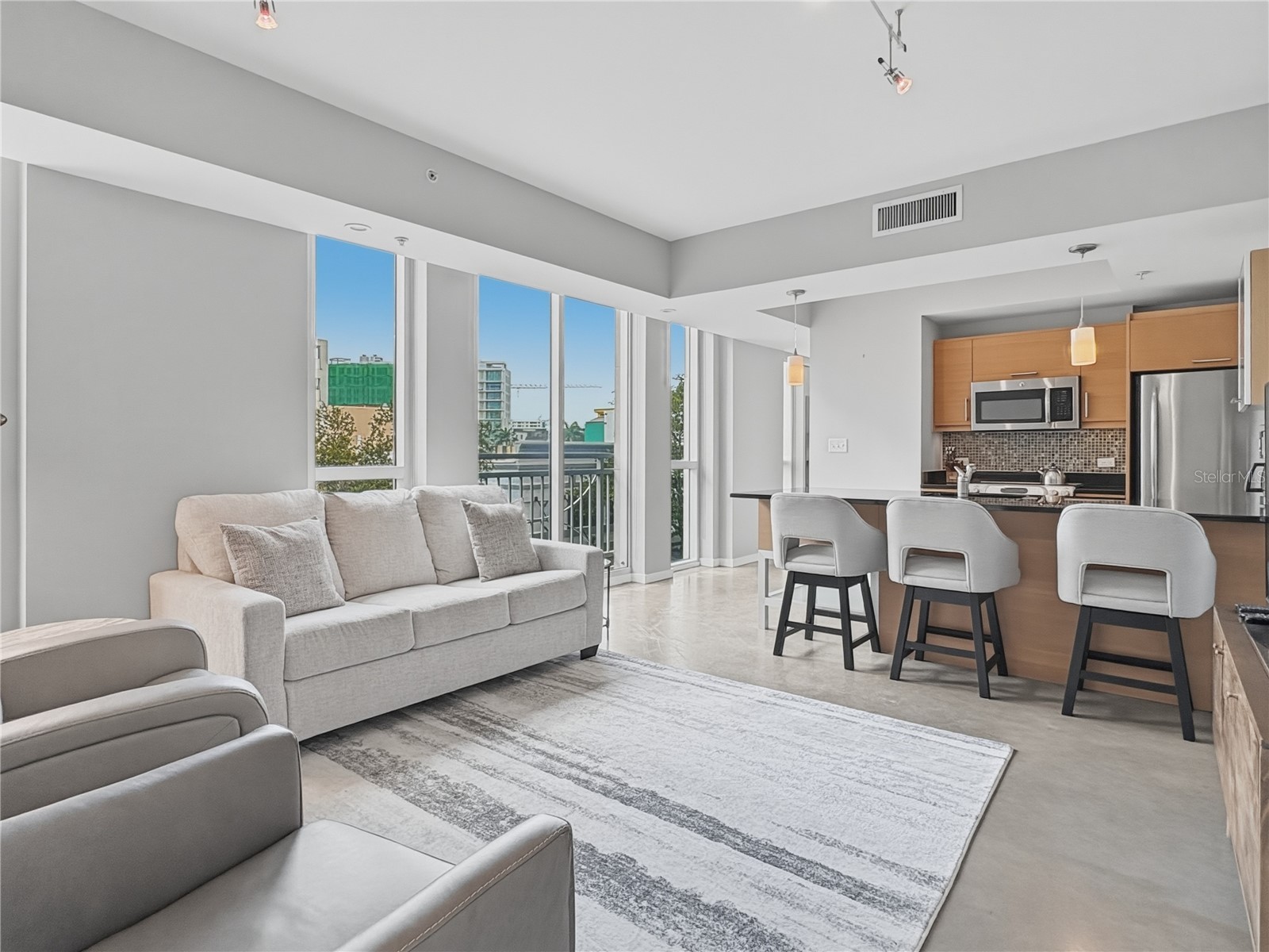 1350 MAIN STREET 302