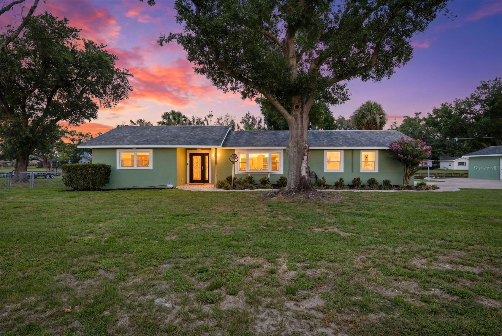 9910 PENINSULAR DRIVE