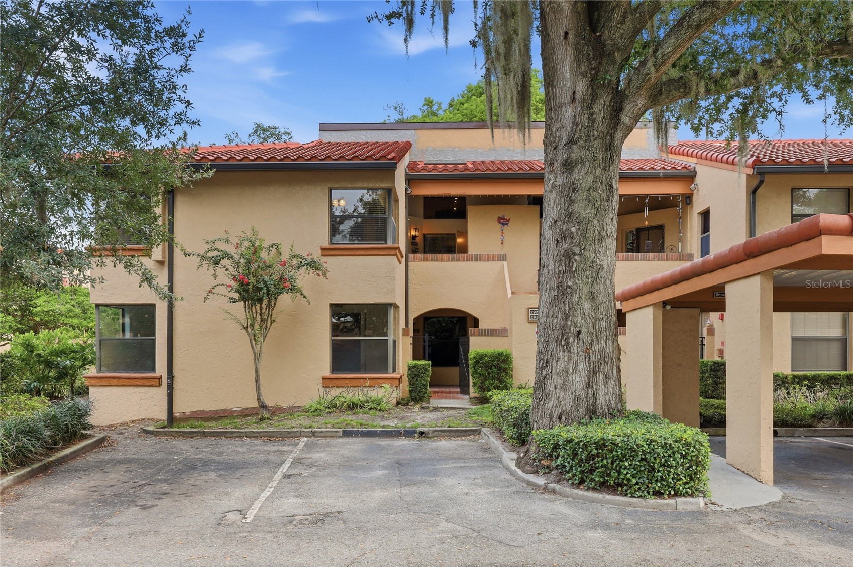 2922 LAKE PINELOCH BOULEVARD 15-21