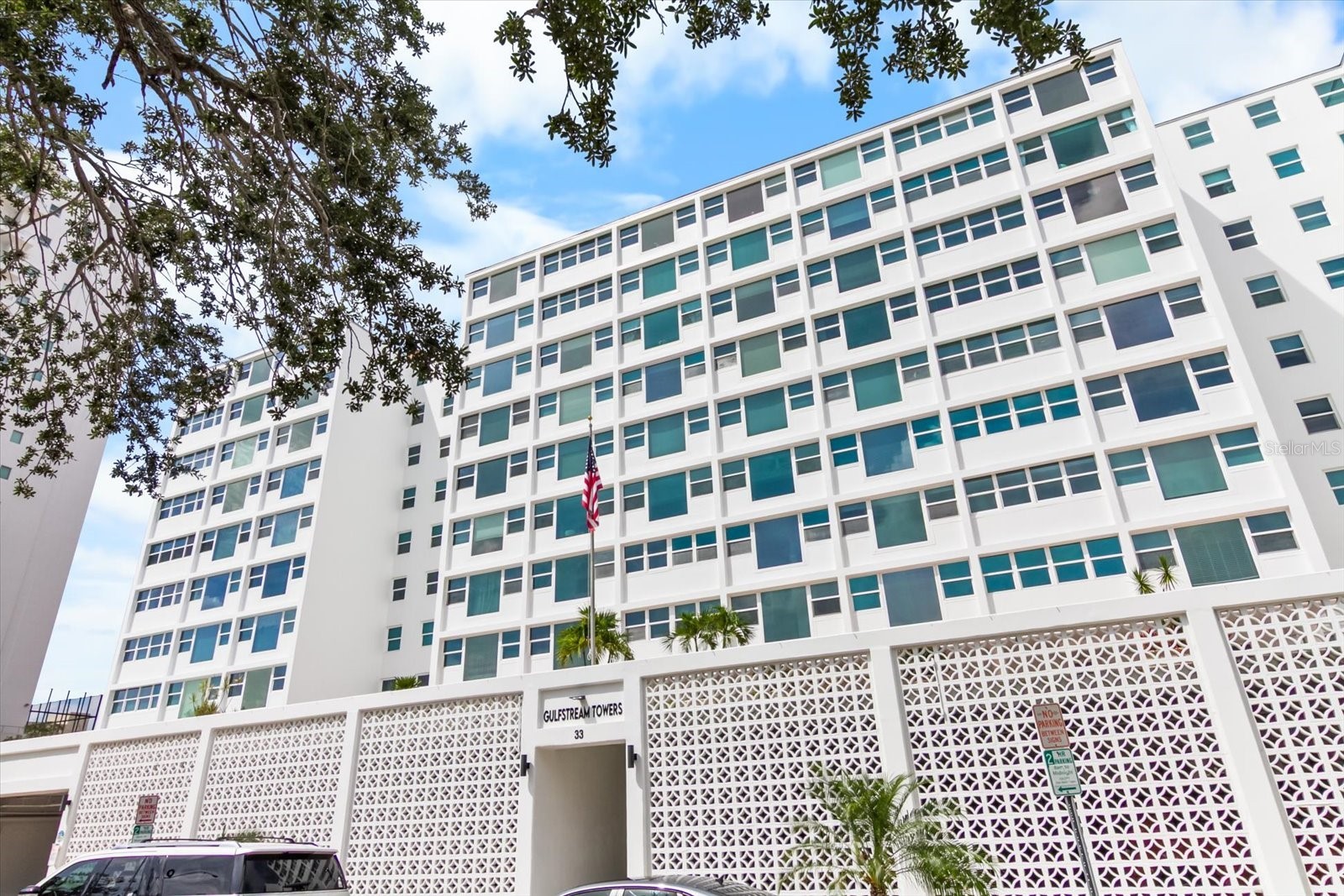 33 S GULFSTREAM AVENUE 305
