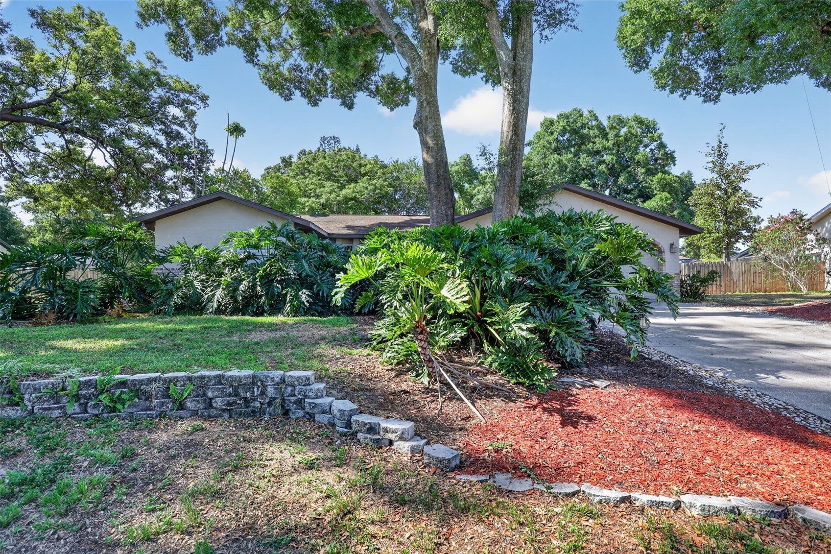 2713 WILLOW OAKS DRIVE
