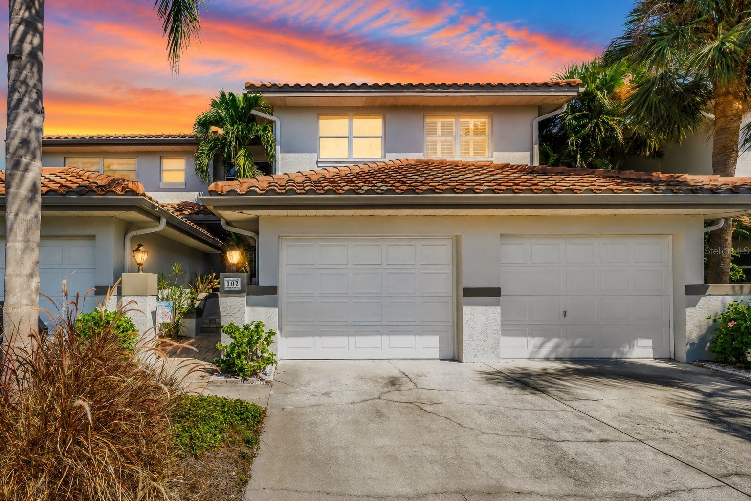 903 PINELLAS BAYWAY S 302