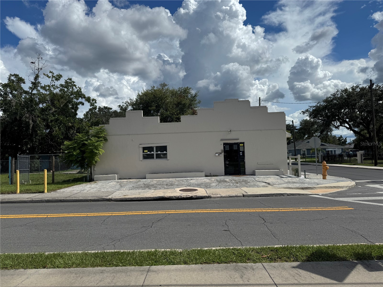 618 W 5TH STREET