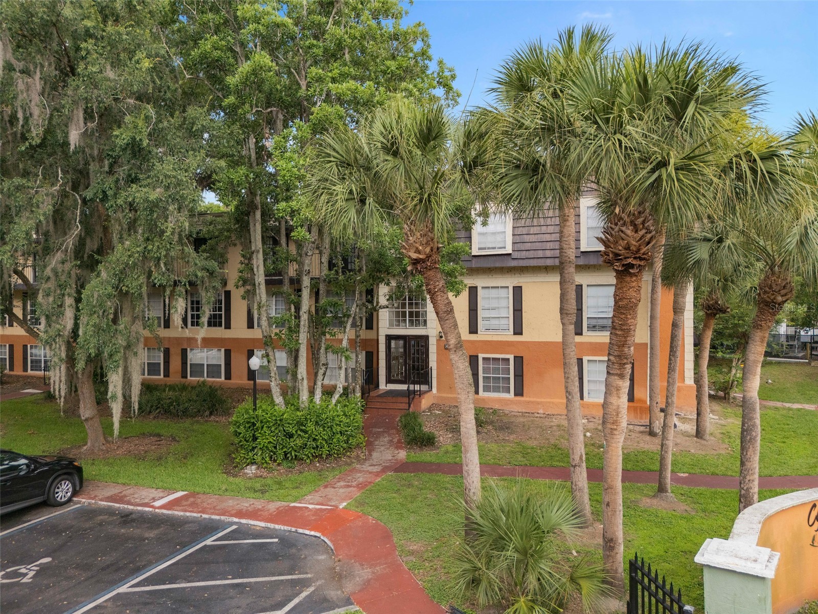 4190 VERSAILLES DRIVE 4190D