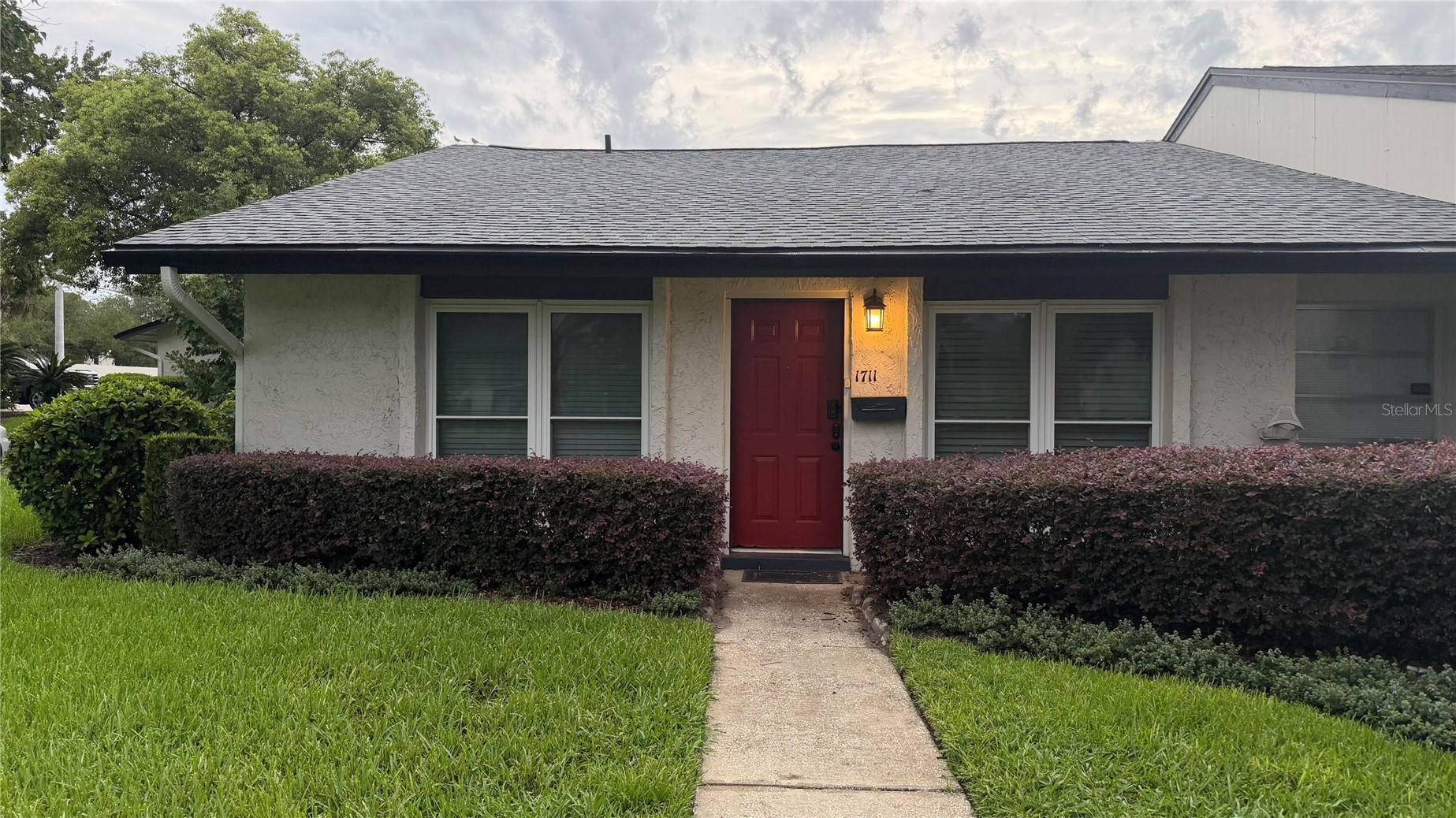 1711 GROVE STREET 519