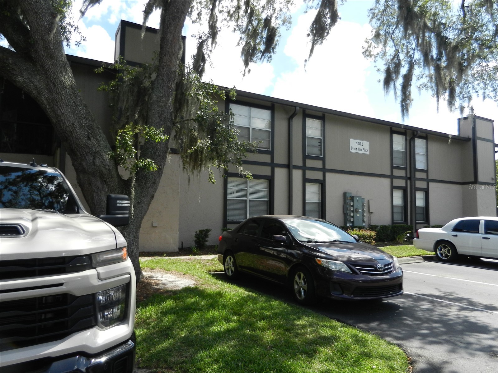 4013 DREAM OAK PL 103