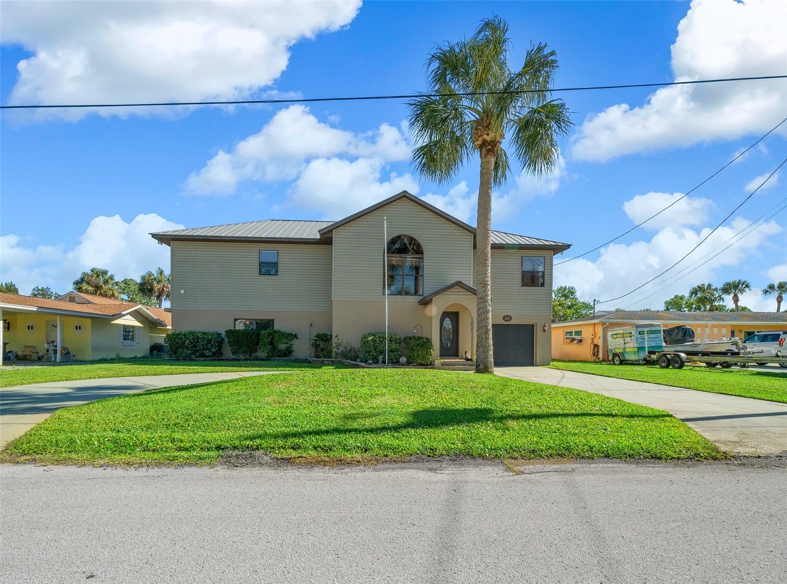 2050 NW 18TH STREET
