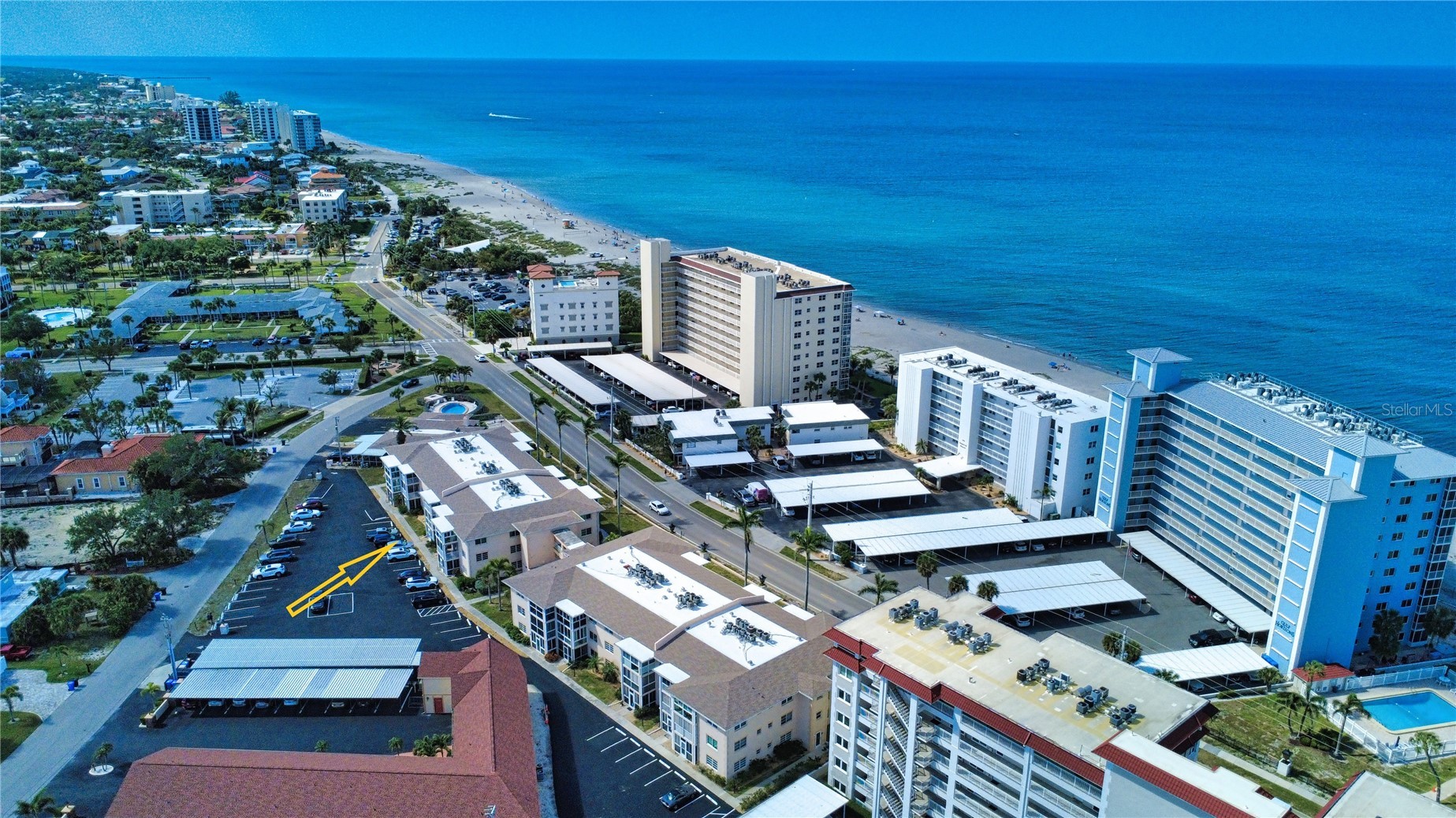 200 N THE ESPLANADE C-9