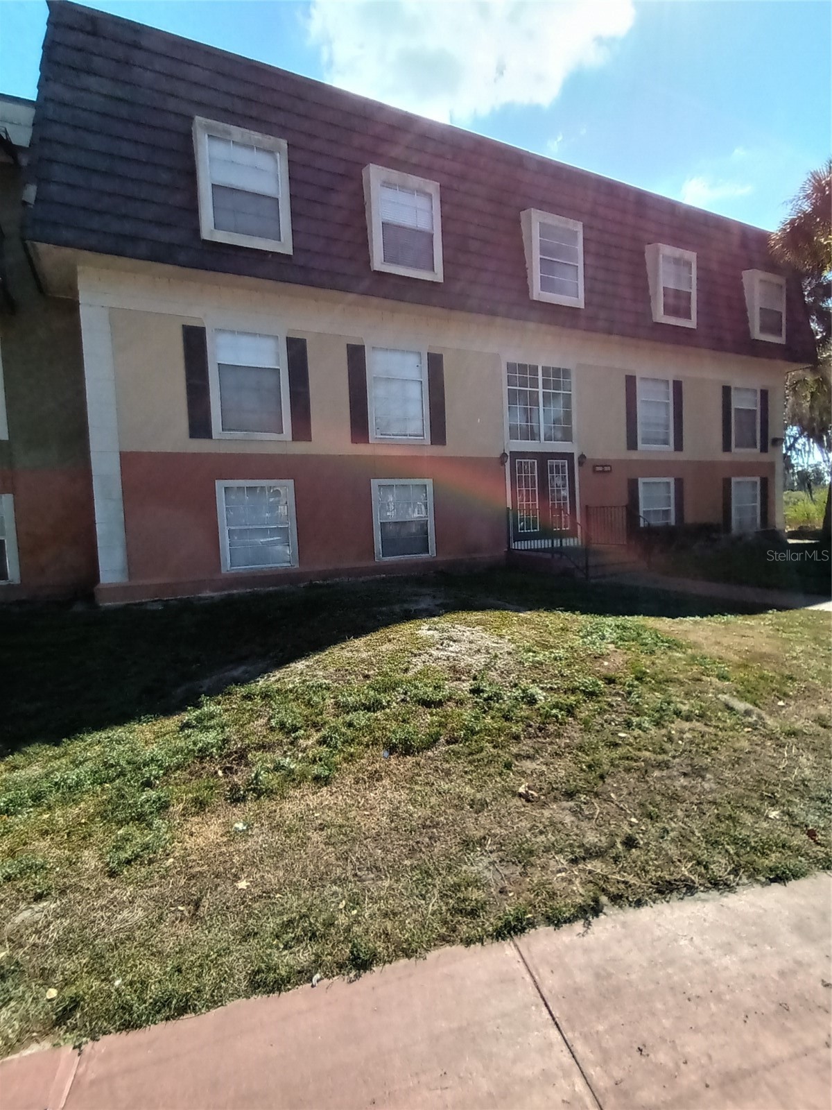 3966 VERSAILLES DRIVE 3966B