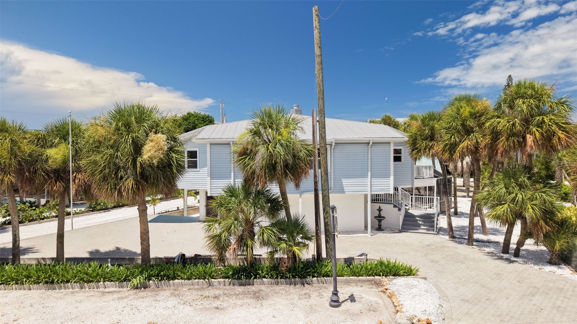 6000 N BEACH ROAD