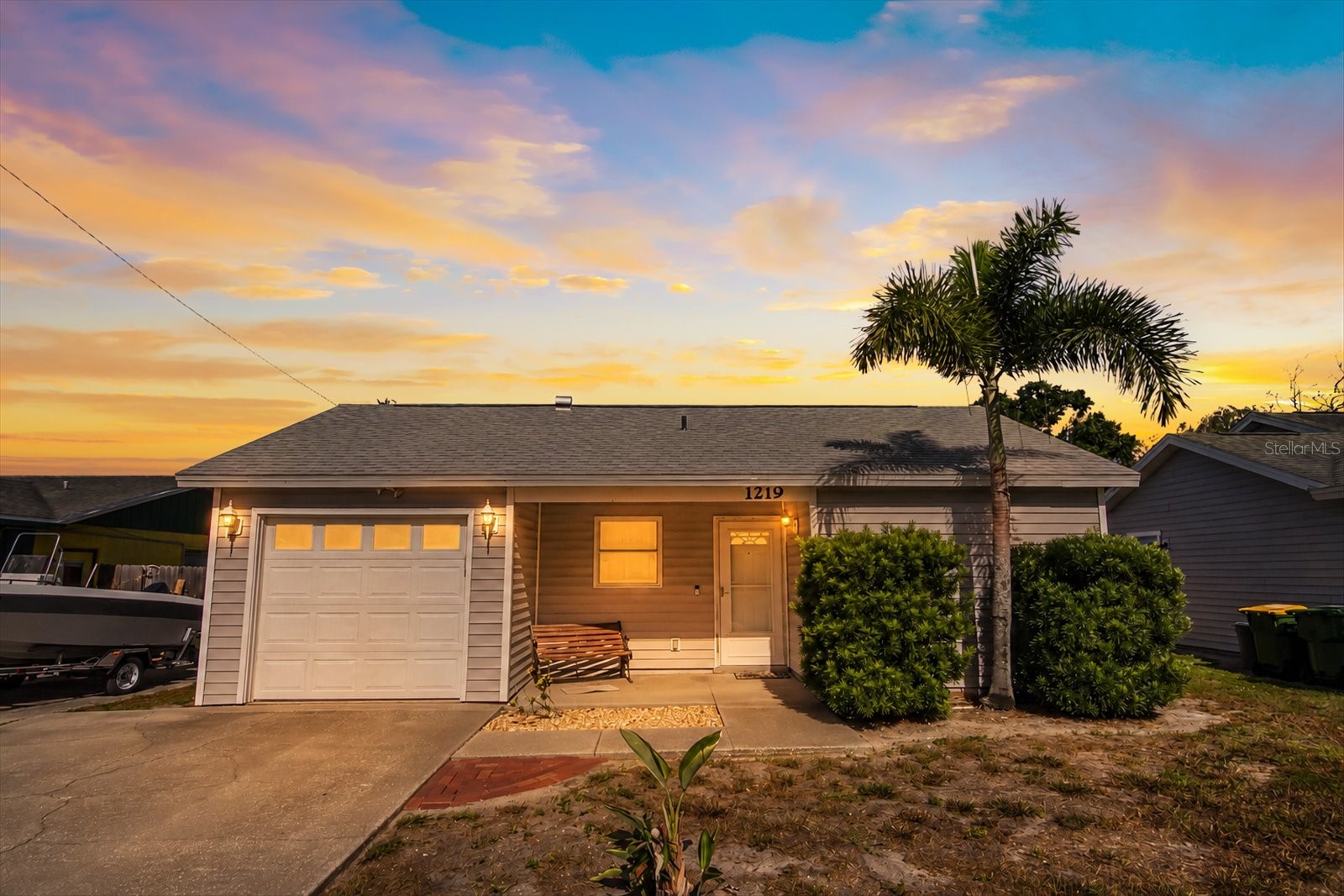 1219 MACKERAL AVENUE